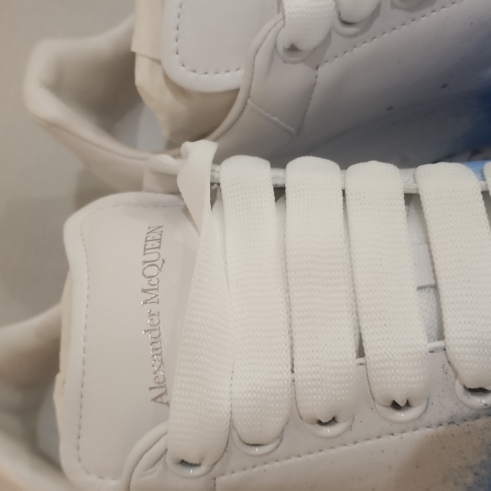 Authentic Alexander McQueen Oversized Spray Flocking Sneakers Men size 8 - Picture 5 of 13